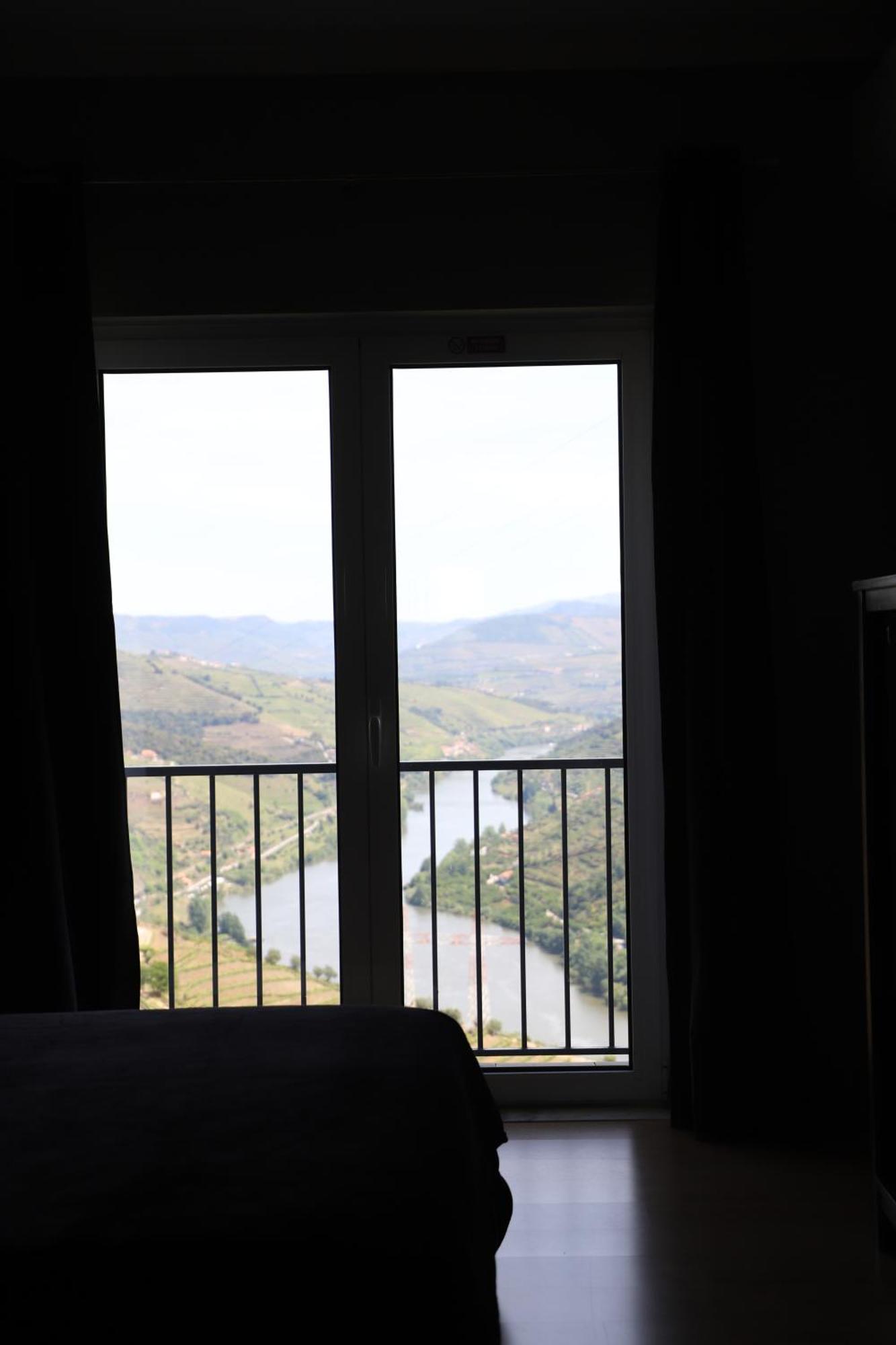Bed and Breakfast Casa Vale Do Douro Мезан-Фриу Экстерьер фото